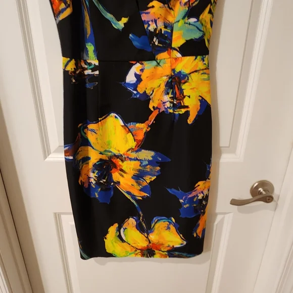 Milly size 2 floral dress - Picture 7 of 7